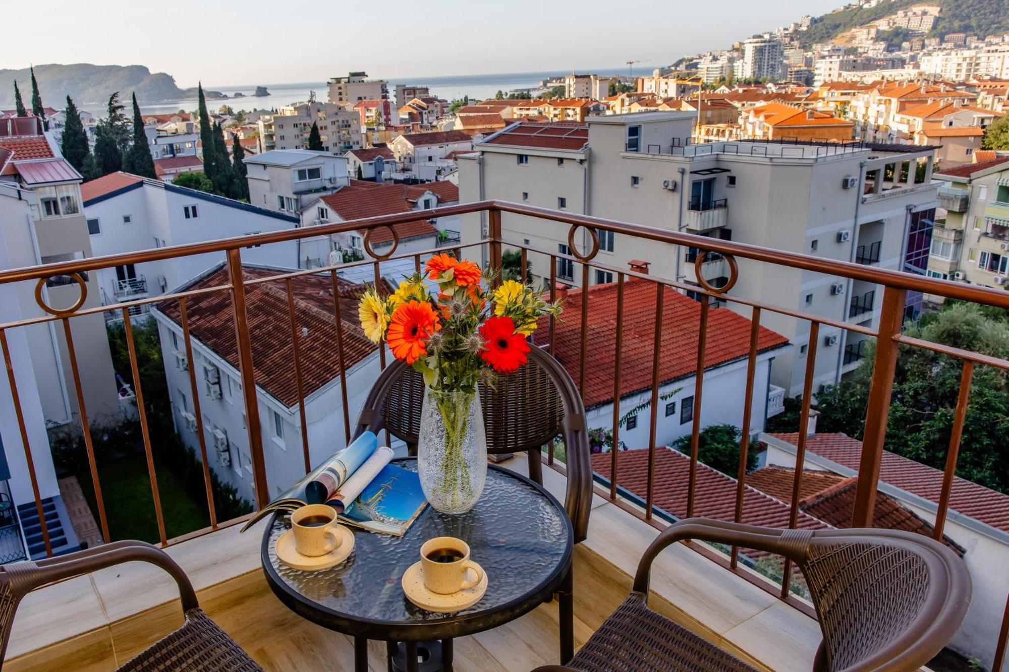 Arvala Apartment