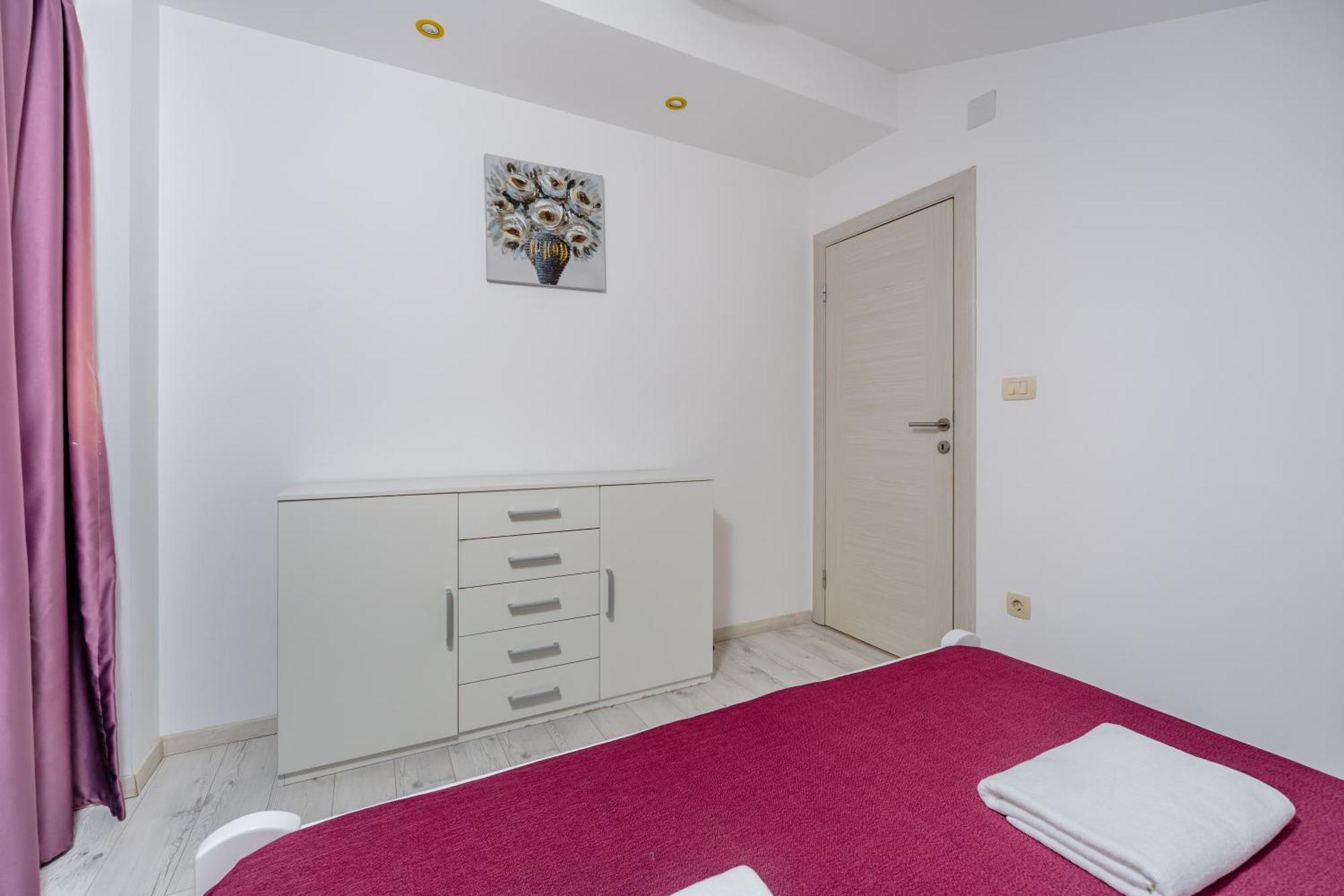 Arvala Apartment *