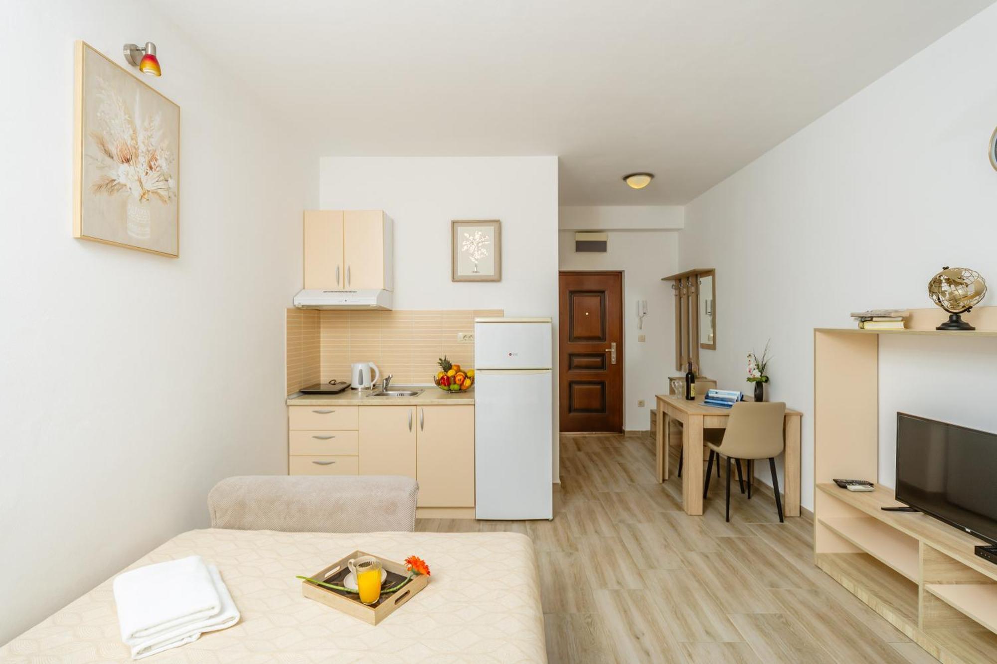 Arvala Apartment